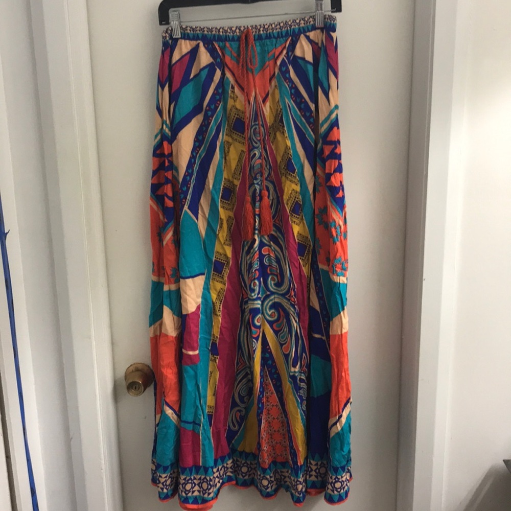 Maxi skirt
